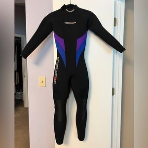 Henderson neoprene wetsuit.